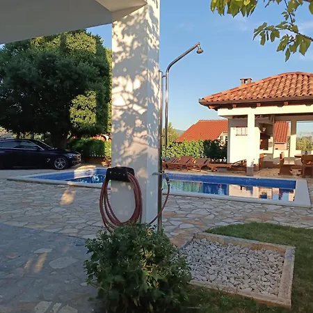 Villa House Barisic *