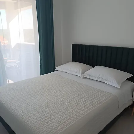House Barisic וילה