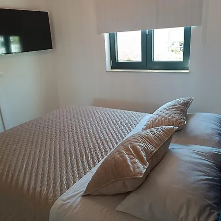 House Barisic Вилла Pridraga